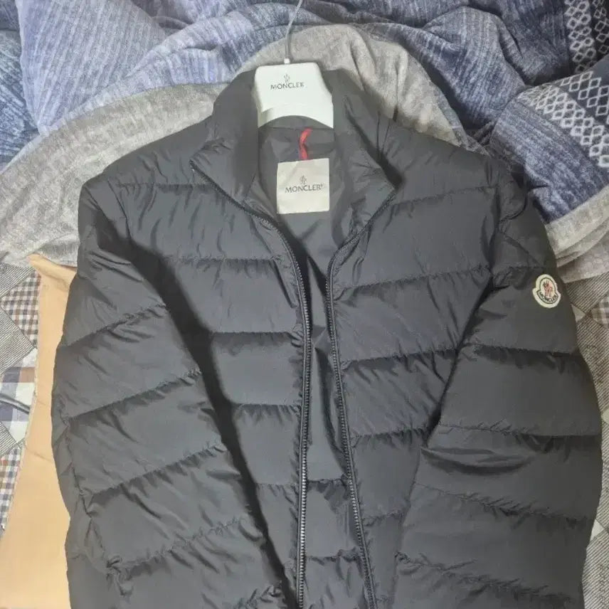[BUNJANG] Moncler Baudinet Down Jacket Size 4 / 몽클레어 바우디넷 4사이즈