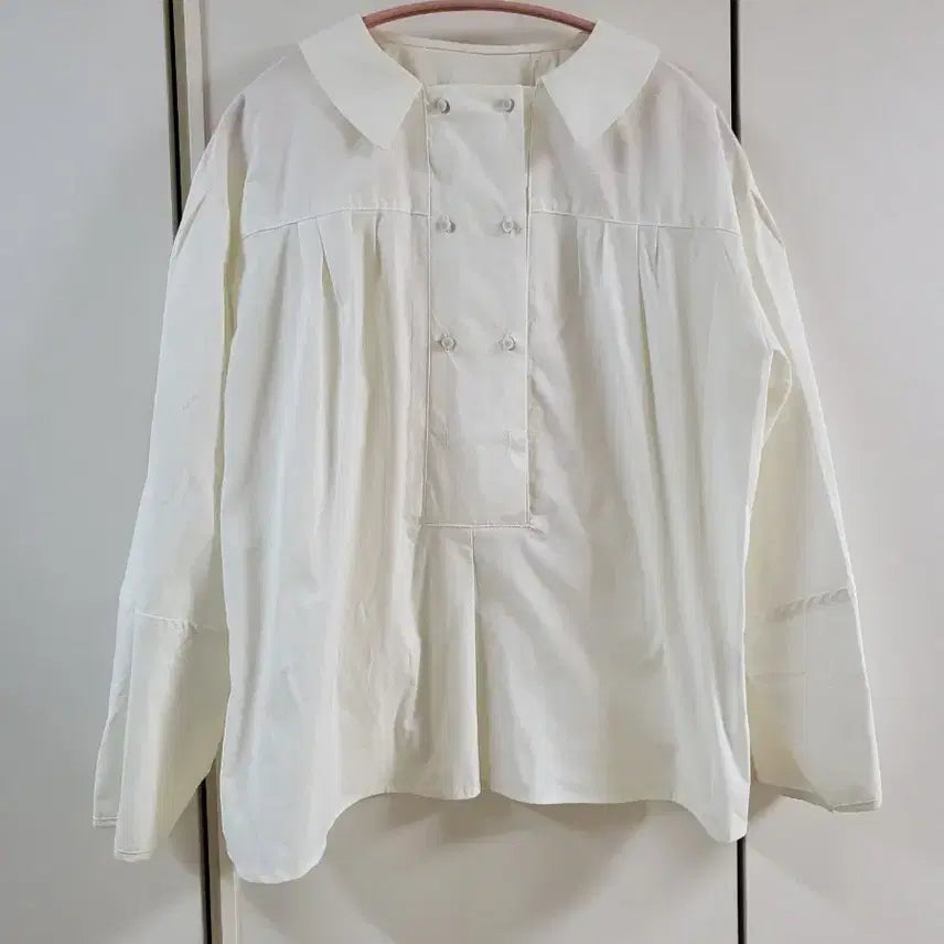 [BUNJANG] White Collared Pintuck Blouse / 화이트 카라 핀턱 블라우스