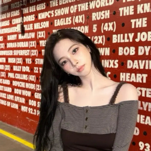 [BUNJANG] 3.3 Field Trip Pipi Stripe Off Top Karina / 쓰리타임즈 Pipi stripe off top 에스파 카리나