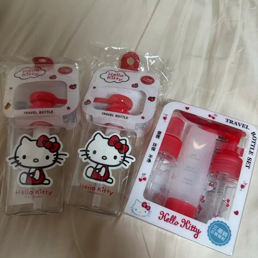 [BUNJANG] Hello Kitty Travel Bottle Set with Case / 헬로키티 여행용 공병 세트/케이스