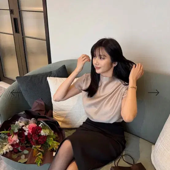 [BUNJANG] Leticia High Neck Drape Blouse - Taupe Beige / 레티첼라 하이넥 드레이프 블라우스_토프베이지