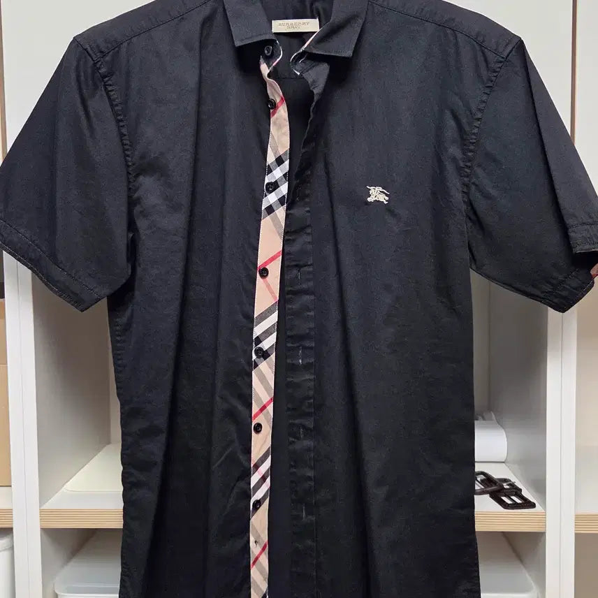 [BUNJANG] Burberry Short Sleeve Shirt Black / 버버리 반팔 셔츠(블랙)