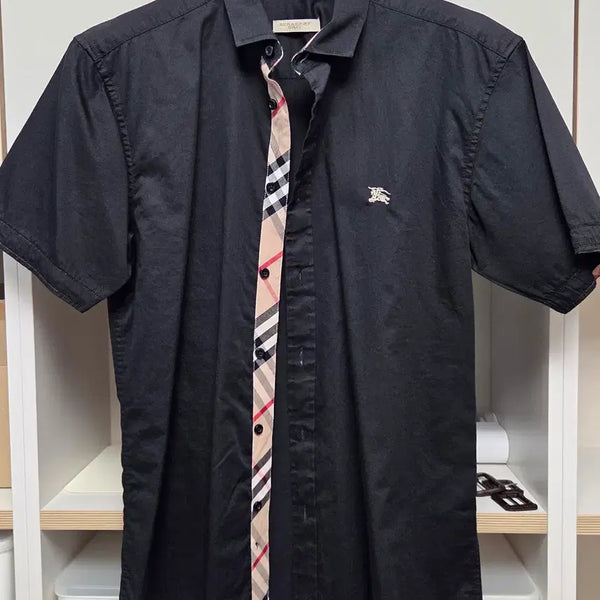 [BUNJANG] Burberry Short Sleeve Shirt Black / 버버리 반팔 셔츠(블랙)