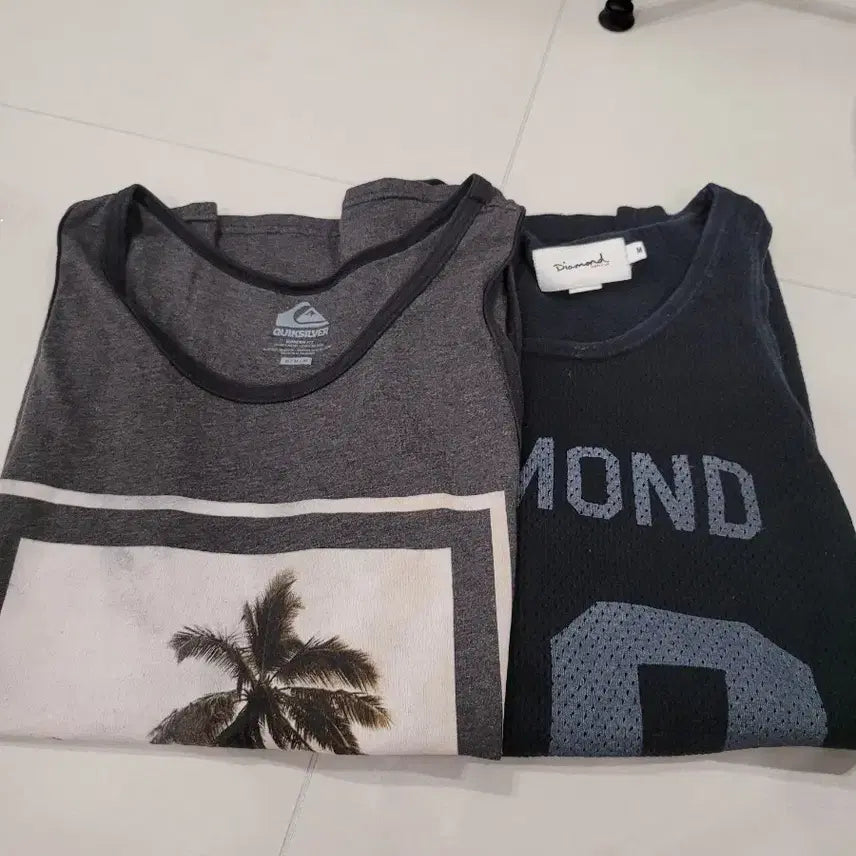 [BUNJANG] Quiksilver Diamond Supply Men's Tank Tops Bundle Set (Size M) / M 하와이구매 퀵실버 다이아몬드서플라이 나시티셔츠 2종 일괄판매
