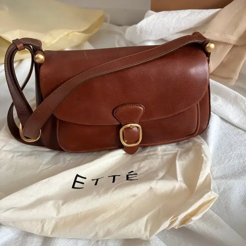 [BUNJANG] ETTE Brown Leather Crossbody Bag / ETTE 에테 브라운 가죽 크로스백