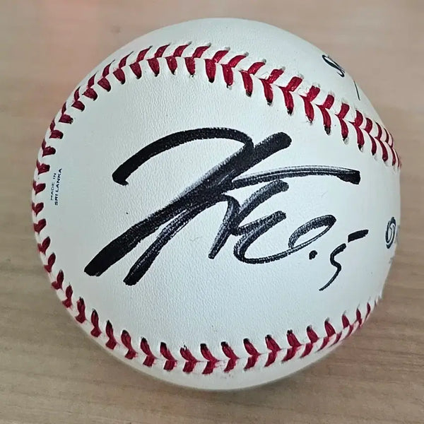 [BUNJANG] Kia Tigers Kim Do-young Autographed Baseball (Official Ball) / 기아티이거즈 김도영 싸인볼(공인구)