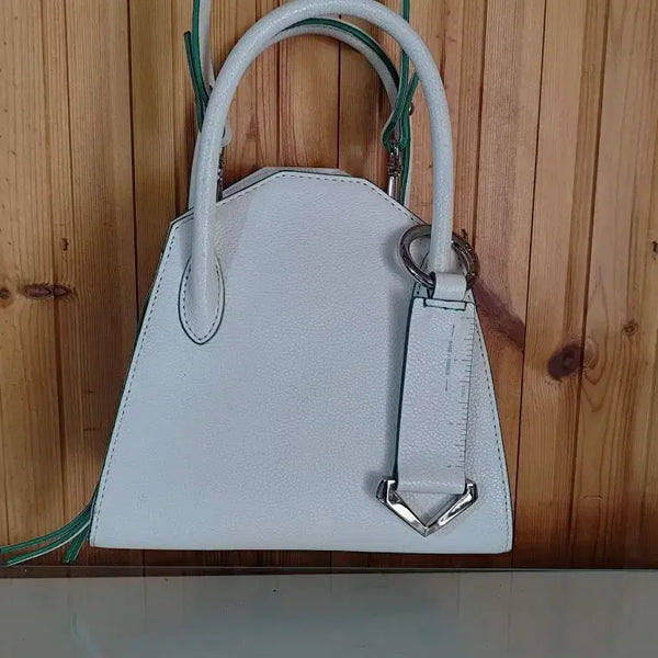 [BUNJANG] Toytte Designer Brand Leather Tote Bag White / 토이뜨 디자이너 브랜드 가죽 토트백 화이트