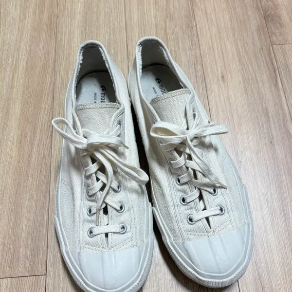 [BUNJANG] Moonstar Sneakers Size 245 / 문스타 스니커즈 245