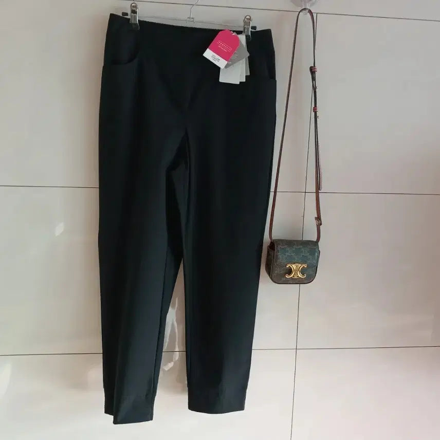 [BUNJANG] JISEN Baggy Fit Trousers (New with Tags) / 지센 배기핏 바지(택 붙은 새제품)