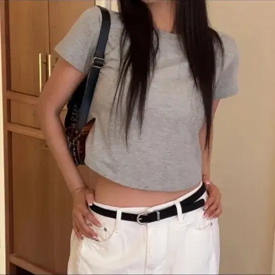 [BUNJANG] Hipnatic Balena Rounding Crop T-Shirt White / 히프나틱 발레나 라운딩 크롭티셔츠 화이트
