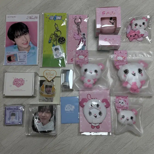 [BUNJANG] NCT WISH Sakuya Ilto MD Wish Doll Pocket Doll Photocard Holder (Sealed) / NCT WISH 엔시티 위시 사쿠야 일투 엠디 위시돌 포켓돌 미개봉 양도
