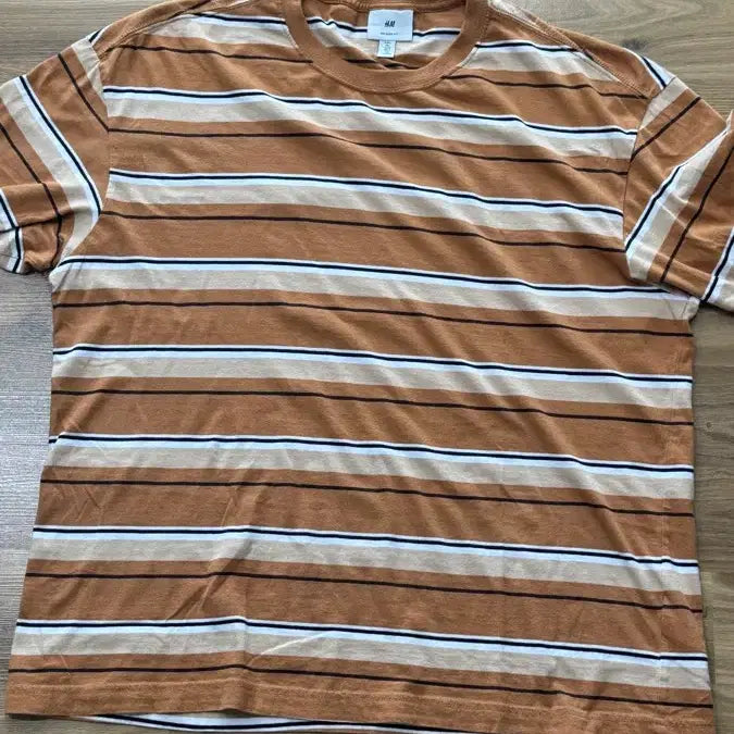 [BUNJANG] H&M Striped Short-Sleeve T-Shirt Brown / H&M 스트라이프 반팔 티셔츠 브라운