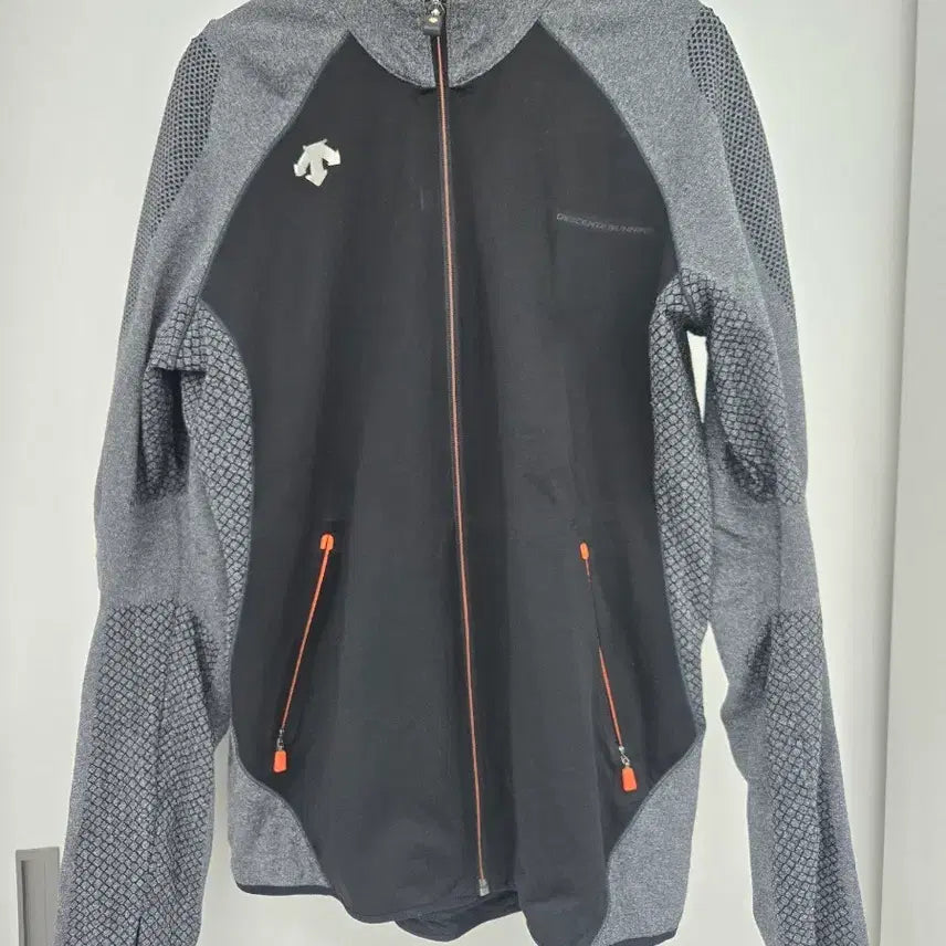 [BUNJANG] Descente Cycling Jersey / 데상트 자전거 의류
