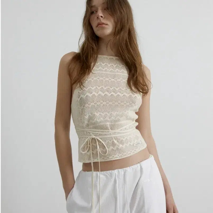 [BUNJANG] Overdue Flare Strap Halter Top / (새상품)오버듀플레어 스트랩 홀터탑