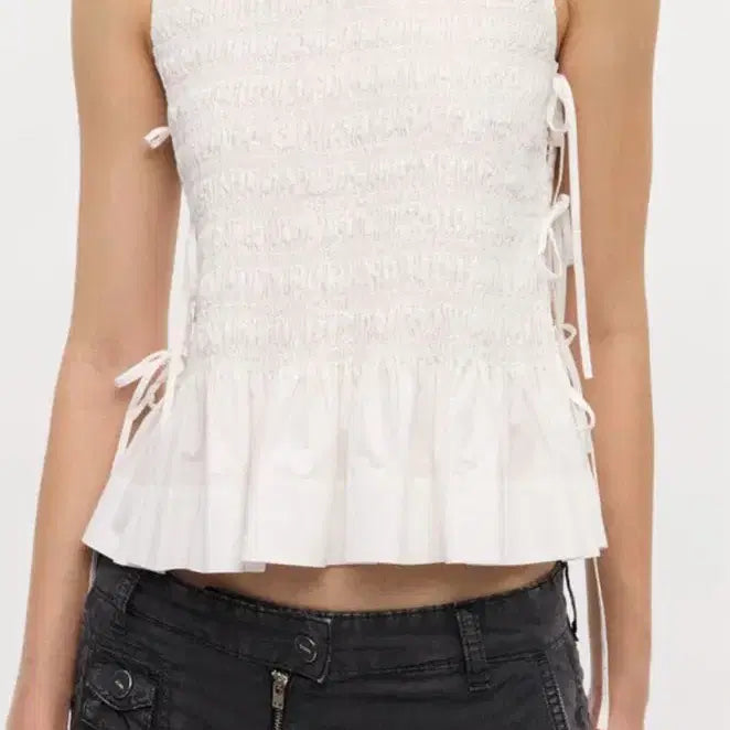 [BUNJANG] GANNI White Sleeveless Blouse / 가니(GANNI)화이트 민소매 블라우스