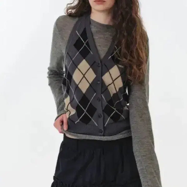 [BUNJANG] Grovestore Momo Argyle Halterneck Charcoal / 그로브스토어 모모 아가일 홀터넥 차콜