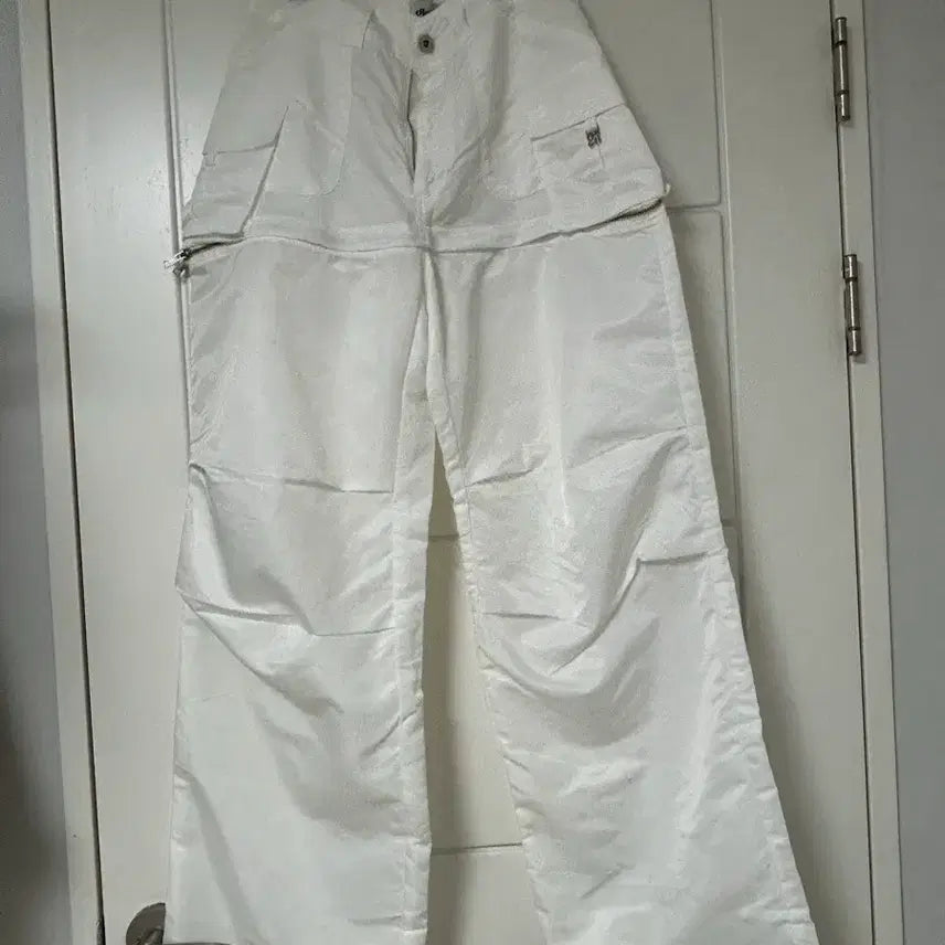 [BUNJANG] Glowny Nylon Cargo Pants Skirt / 글로니 나일론 카고 팬츠 스커트 glowny