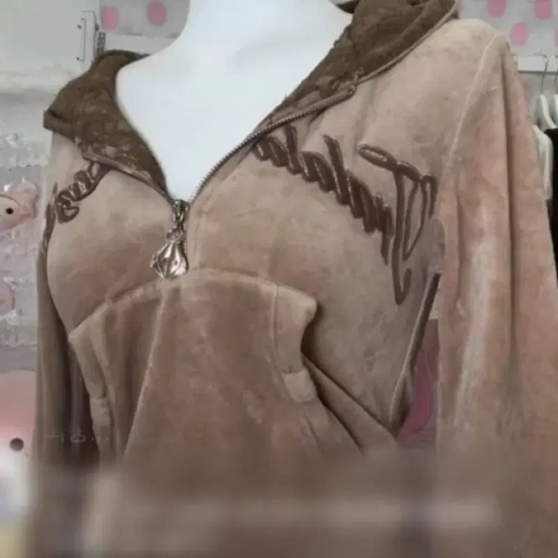 [BUNJANG] LIZ LISA x TRALALA Velvet Hoodie / 리즈리사x트랄라라 벨벳 후드 stc진리갸루일브