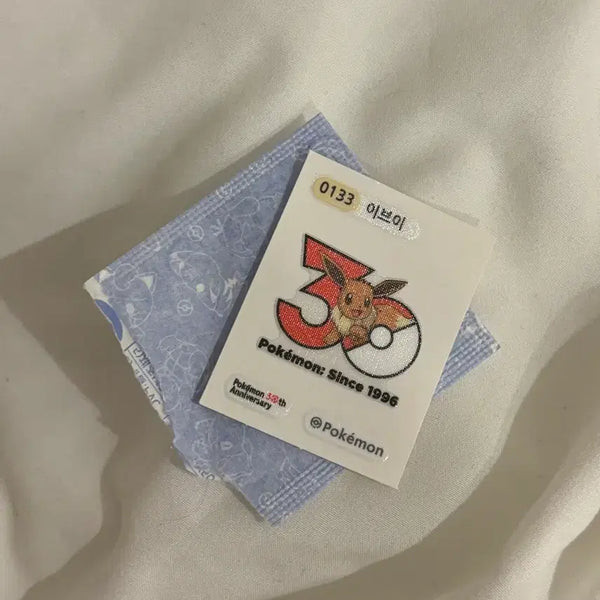 [BUNJANG] Pokemon 30th Anniversary Logo Eevee Sticker / 띠부실 30주년 로고 이브이