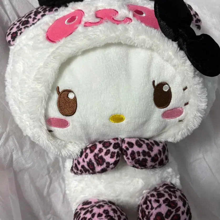 [BUNJANG] Sanrio Hello Kitty Panda Leopard Plush / 판다 호피 키티 산리오 헬로키티