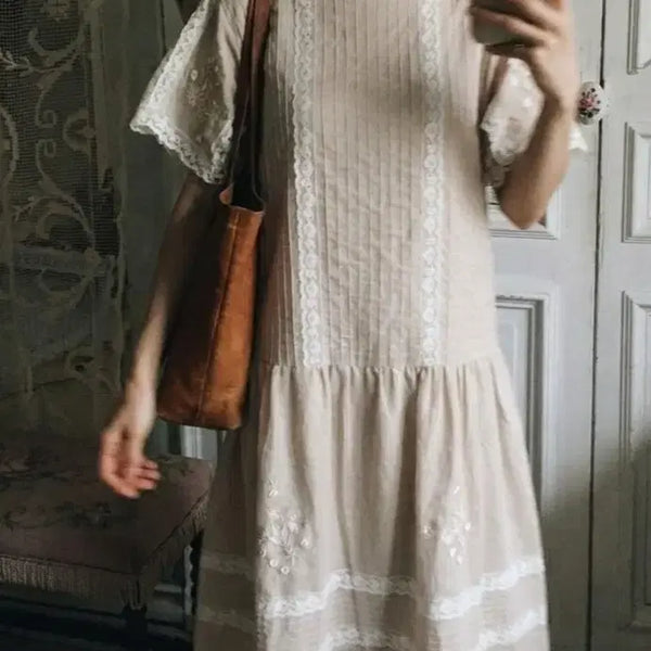 [BUNJANG] Vintage Lace Pintuck Dress with Floral Embroidery / 일본빈티지 레이스 핀턱 원피스 드레스 유럽빈티지 꽃자수 베이지