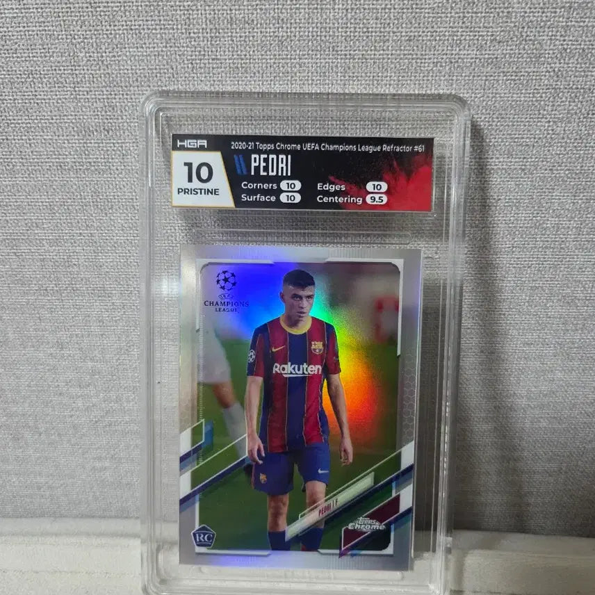 [BUNJANG] Pedri 2022-23 Topps Chrome Champions League Refractor Rookie Card (HGA 10) / 탑스크롬 루키 페드리 챔스 리프랙터