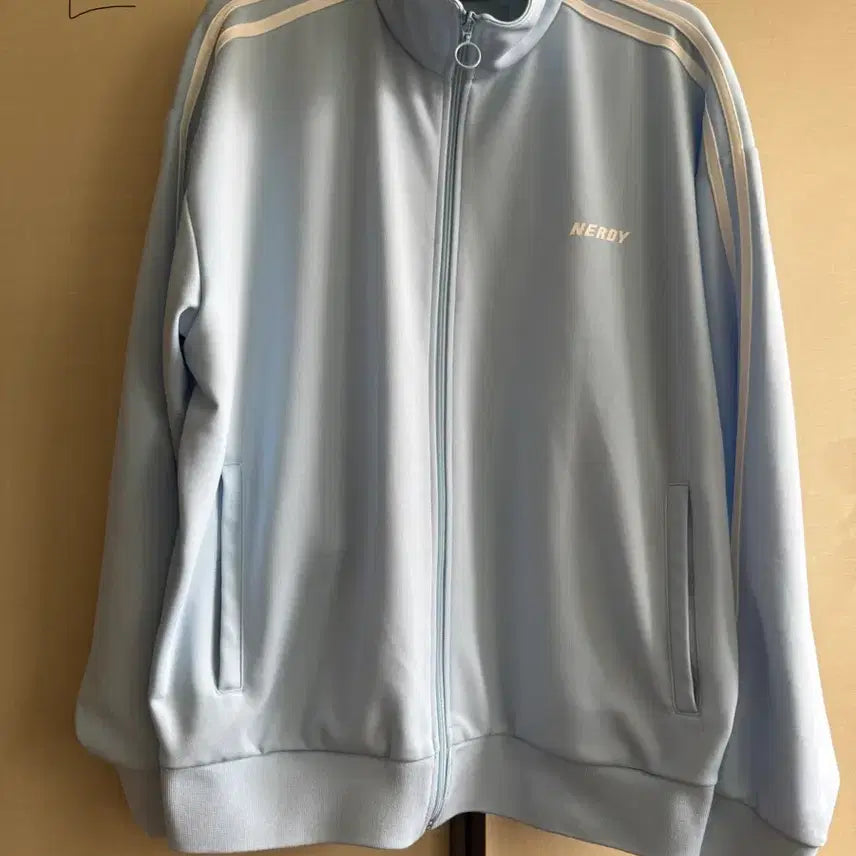 [BUNJANG] NERDY Sky Blue Track Top Zip-Up / 널디 스카이블루 트랙탑집업