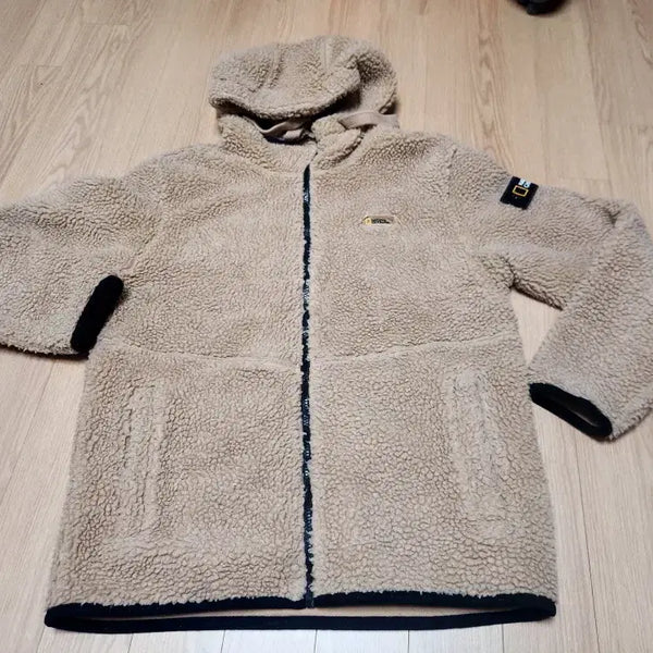 [BUNJANG] National Geographic Fleece Jacket Size 100 / 내셔널 지오그래픽 양털후리스 사이즈 100 판매합니다.