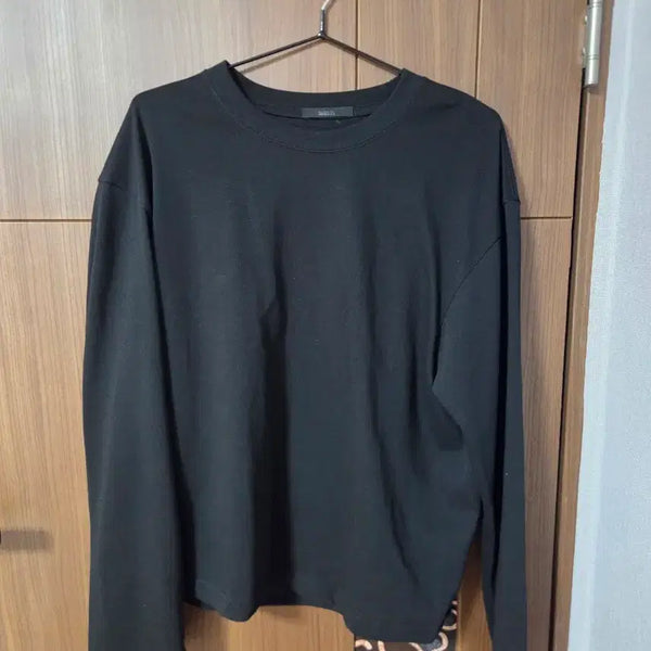 [BUNJANG] Dive In Uniform Crop Long Sleeve Black Size 0 / 다이브인 유니폼 크롭 롱슬리브 블랙 0사이즈