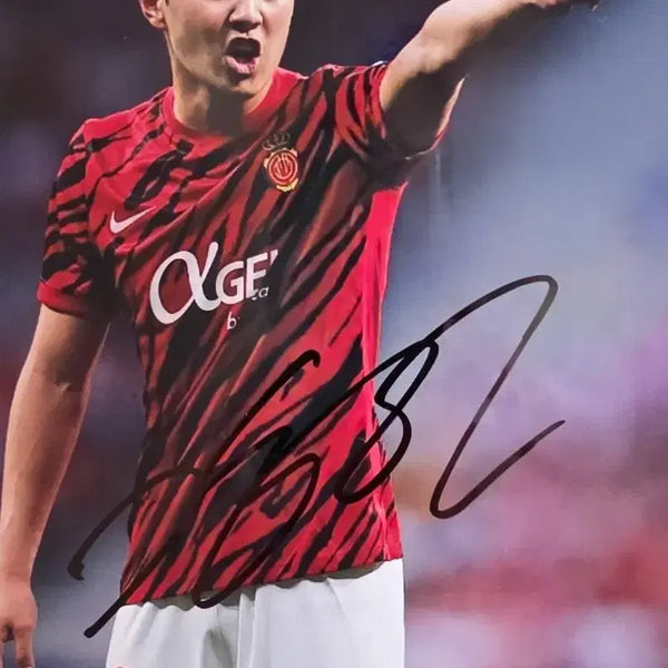 [BUNJANG] Lee Kang-in Autographed Mallorca Photo / 이강인 친필싸인