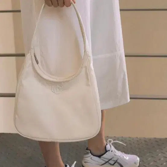 [BUNJANG] URAGO Nylon Hobo Bag / 유라고 나일론 호보백