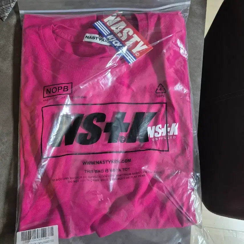 [BUNJANG] NASTYKICK Unplugged T-Shirt Pink L / NASTYKICK 언플러그드 반팔티 핑크 L