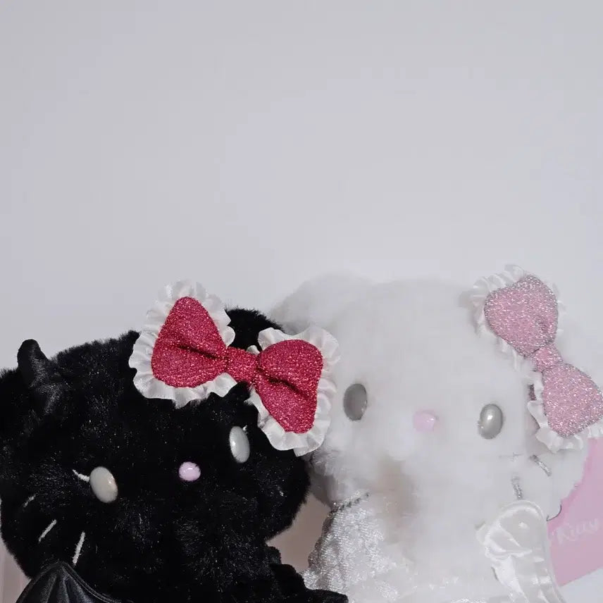 [BUNJANG] Sanrio Kitty Angel & Devil Mascot Bundle Set / 산리오 천사악마 키티 마스코트 일괄 양도해요!