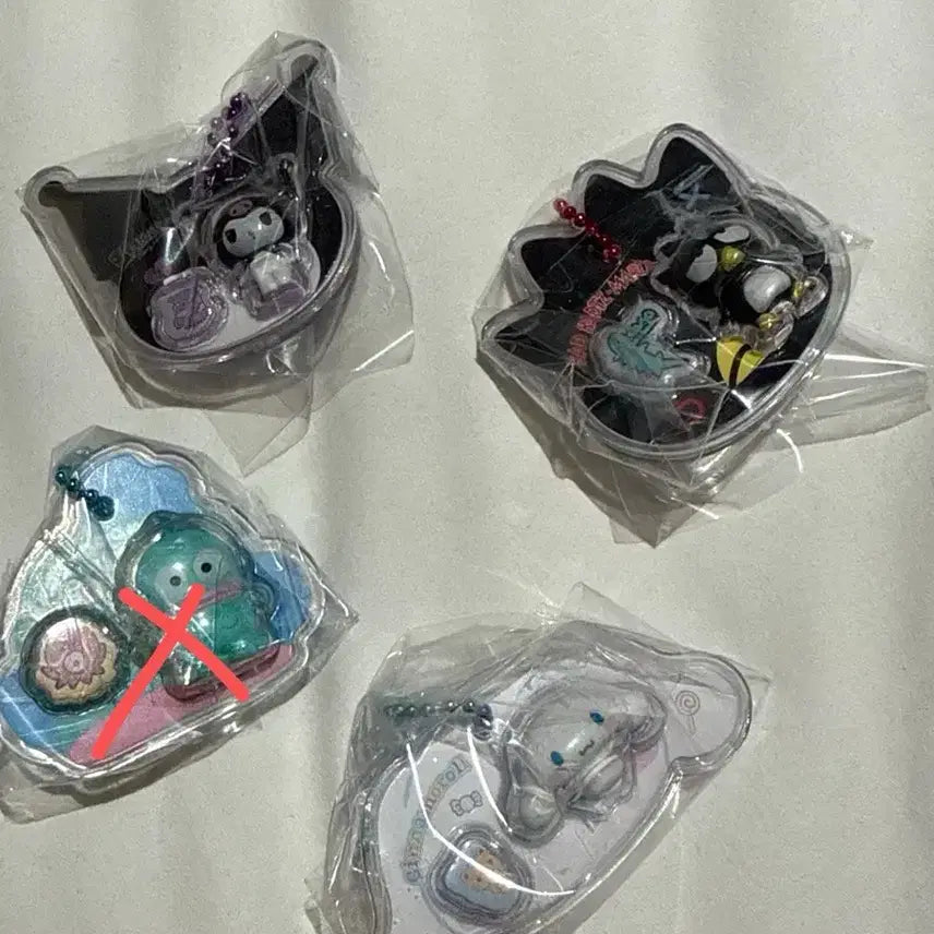 [BUNJANG] Sanrio Package Charm Keychain (Sealed) / 산리오 패키지 참 키링 미개봉