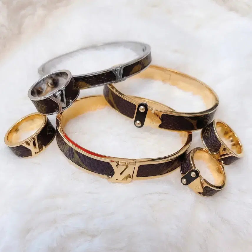 [BUNJANG] Louis Vuitton Authentic Leather Reform Bracelet, Ring / 루이비통 정품 가죽으로 리폼 제작 팔찌,반지 판매합니다.