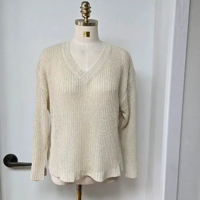 [BUNJANG] V-Neck Knit Pullover - Ivory Long Sleeve / 브이넥 니트 풀오버 아이보리 긴팔