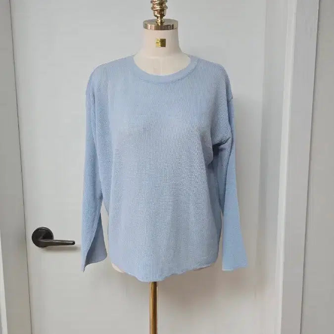 [BUNJANG] Loose Fit Knit Sky Blue Long Sleeve / 루즈핏 니트 하늘 긴팔