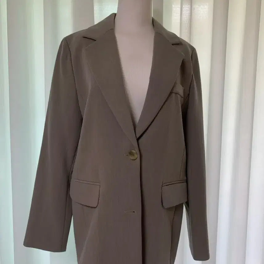 [BUNJANG] Lauren High Khaki Jacket & A-Line Skirt Set / [착용 1회] 로렌하이 연카키 자켓+A라인 스커트 셋업 세트