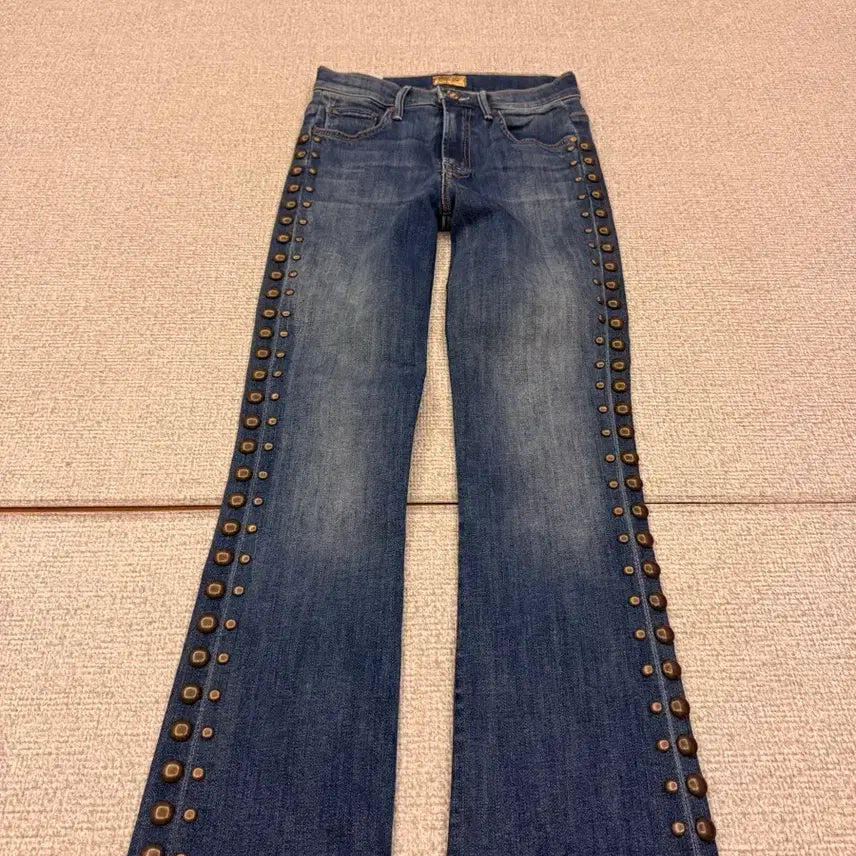 [BUNJANG] Mother Women's Studded Jeans / Mother 여성 스터드 청바지 판매
