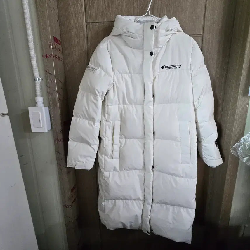 [BUNJANG] Discovery White Goose Down Long Padding Jacket / 디스커버리 거위털 화이트 롱패딩