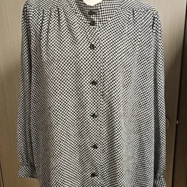 [BUNJANG] Pattern Blouse & Jacket Bundle Set / 패턴 블라우스 블랙 롱슬리브 + 쟈켓 (일괄) 77사이즈