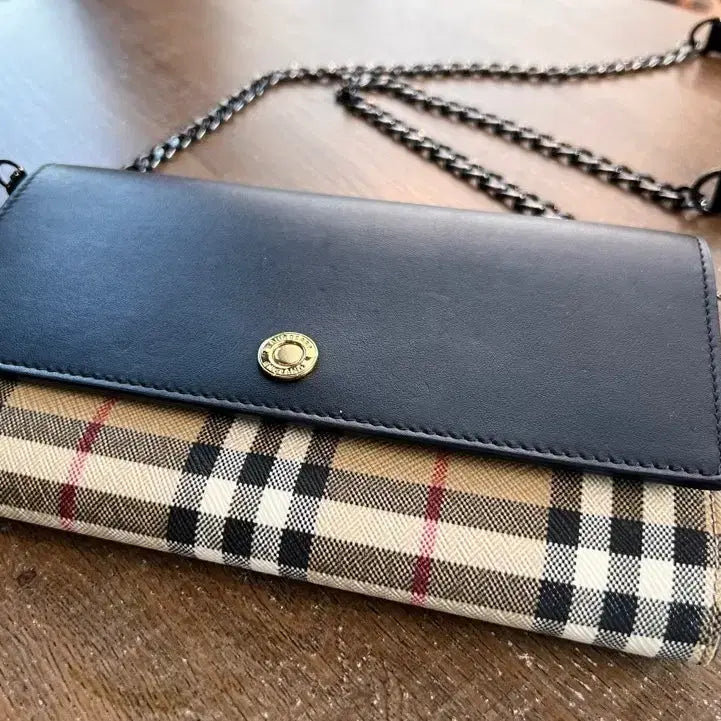 [BUNJANG] Burberry Check Pattern Chain Clutch Bag / 버버리 가방