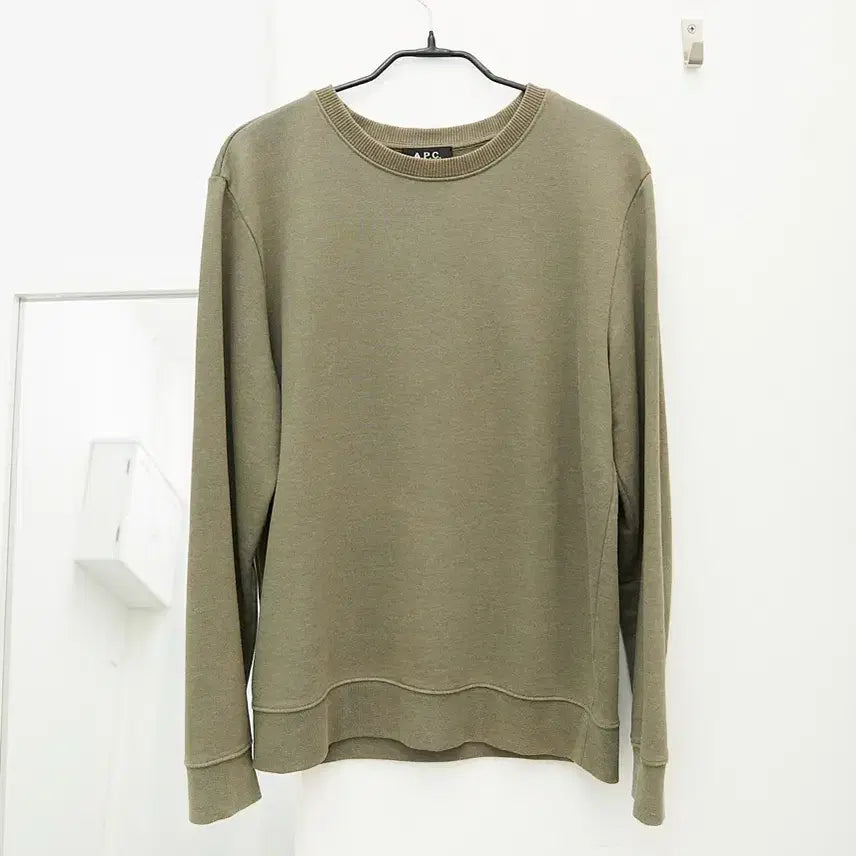 [BUNJANG] A.P.C. Sweatshirt - Size M / 아페쎄 스웻셔츠
