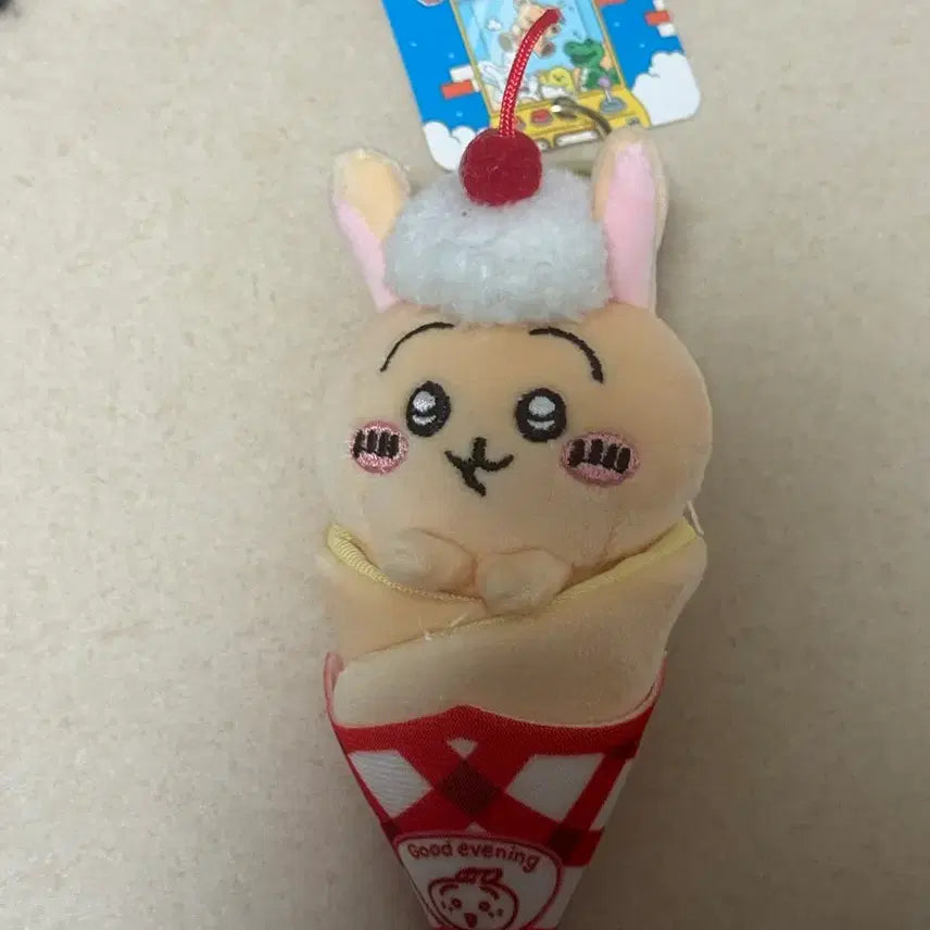 [BUNJANG] Chiikawa Usagi Crepe Ice Cream Plush Keychain / 치이카와 우사기 크레페 아이스크림 인형 키링