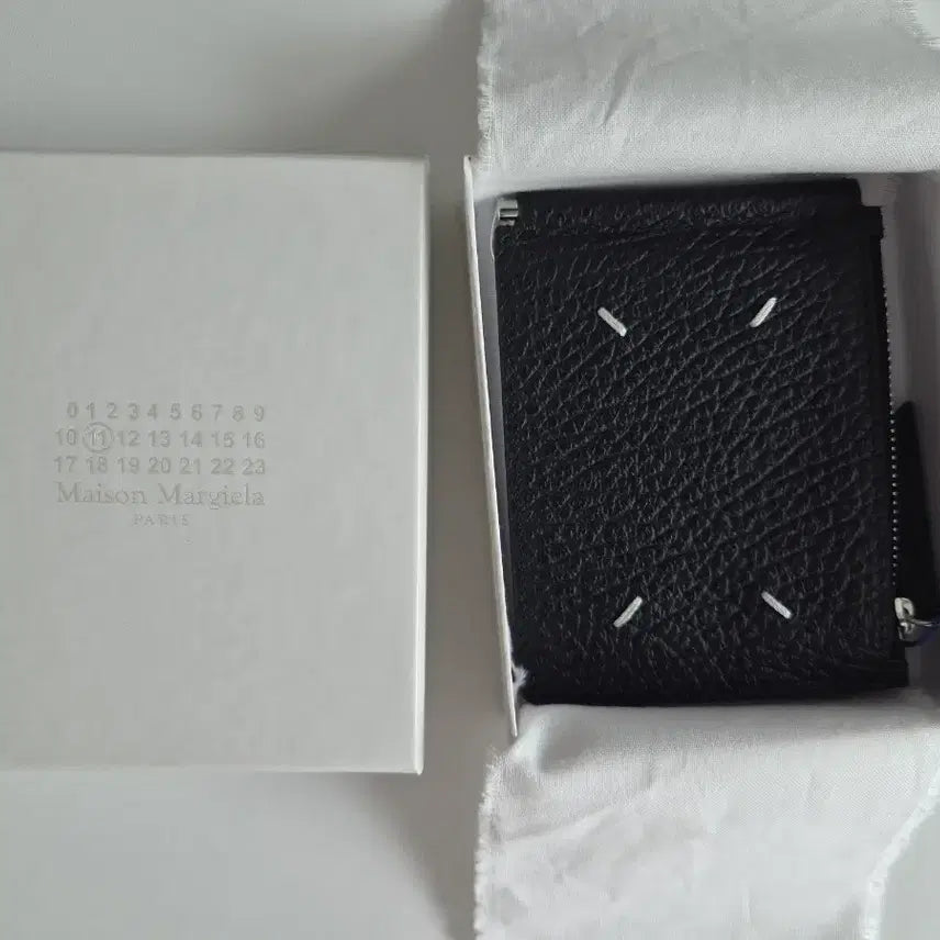 [BUNJANG] Maison Margiela Black 4-Stitch Slim Bi-Fold Wallet / 메종 마르지엘라 블랙 반지갑 새상품