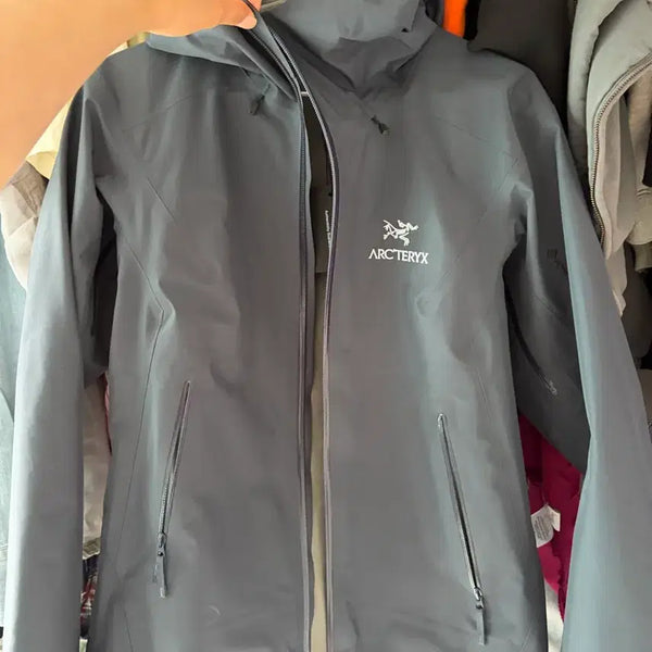 [BUNJANG] Arc'teryx Beta LT Jacket Women's S Black Sapphire / 아크테릭스 베타lt -우먼 s (블랙사파이어)