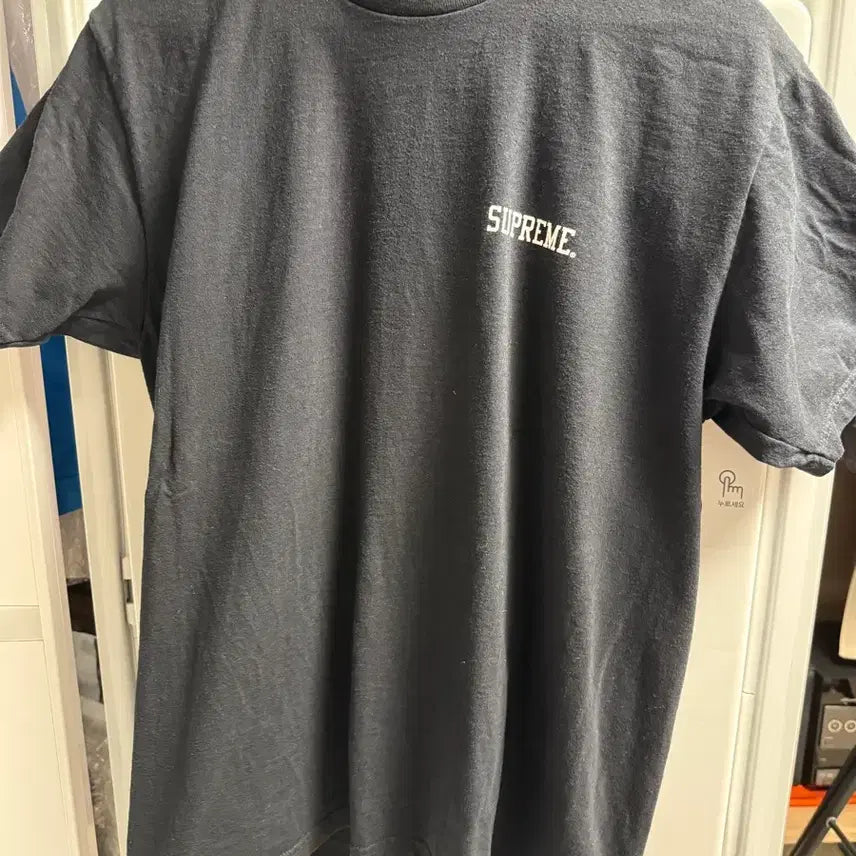 [BUNJANG] Supreme Black Short Sleeve T-Shirt / 슈프림 블랙 반팔 티셔츠