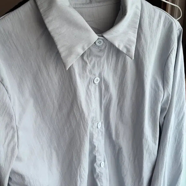 [BUNJANG] Light Blue Button-Front Shirt / 잔잔한 하늘색 셔츠