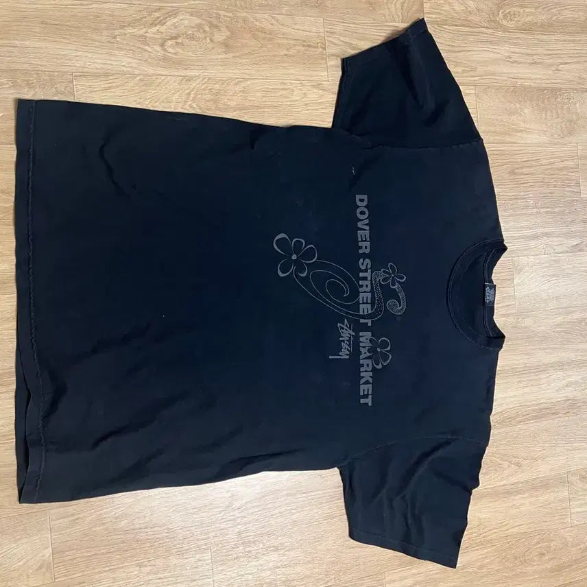 [BUNJANG] Stussy Dover Street Market Limited Edition T-Shirt / 스투시 도버 스트릿 마켓 반팔 티셔츠 한정판