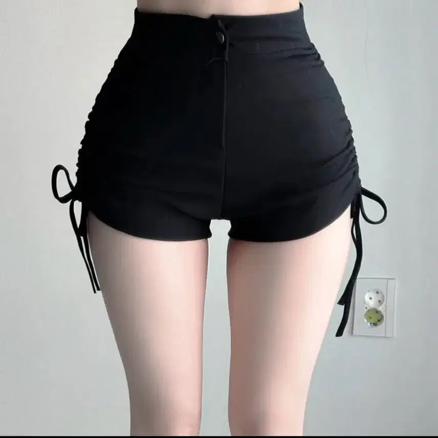 [BUNJANG] Ably High-Waisted Hip Shirring Short Pants S Size / 에이블리 하이웨스트 골반 셔링 숏팬츠 반바지 S